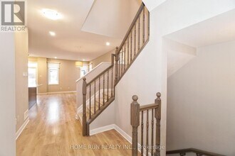 153 Bending Way in Ottawa, ON - Building Photo - Building Photo