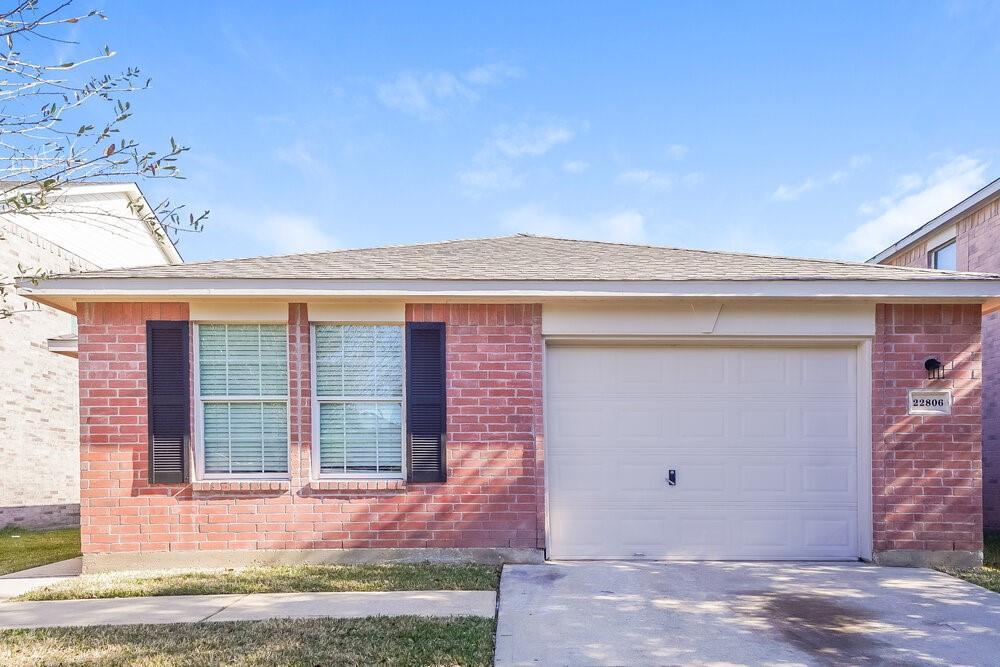 22806 Sugar Bear Dr in Spring, TX - Building Photo