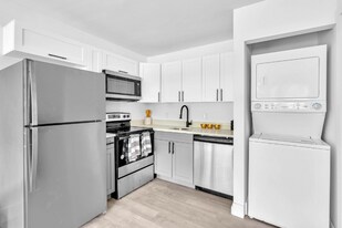 801 SW 15th Ave in Fort Lauderdale, FL - Building Photo