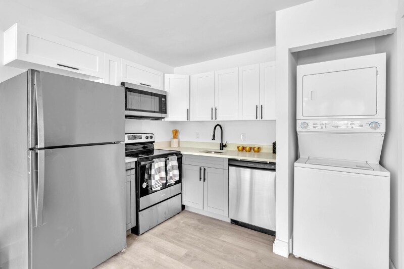 801 SW 15th Ave in Fort Lauderdale, FL - Building Photo