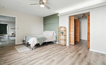 77-6452-6452 Leilani St, Unit B in Kailua Kona, HI - Foto de edificio - Building Photo