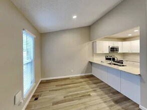 17752 E Bethany Dr in Aurora, CO - Building Photo - Building Photo