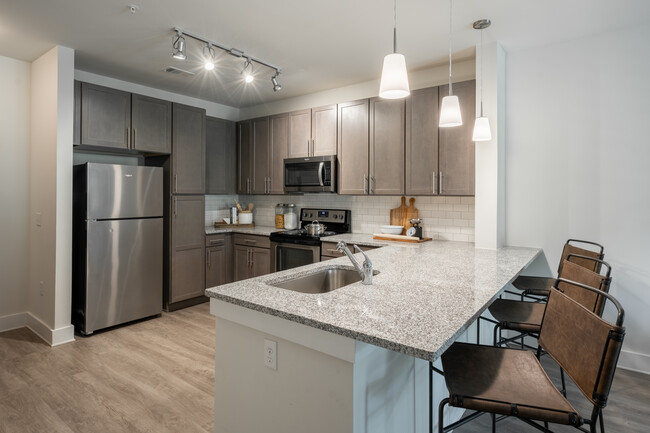 The Kirkwood Apartments at Edgewood in Atlanta, GA - Foto de edificio - Interior Photo