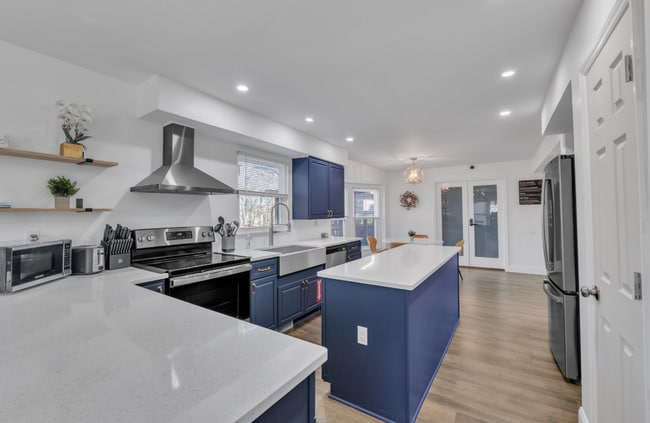 property at 2119 Flint Glenn Ln
