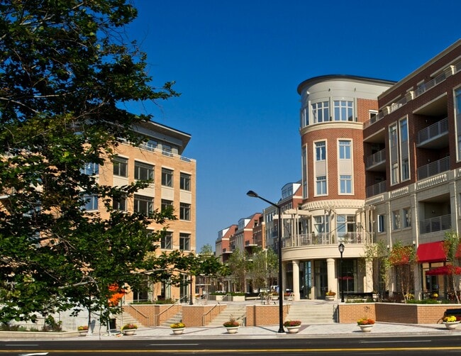 property at 120 N Northwest Hwy