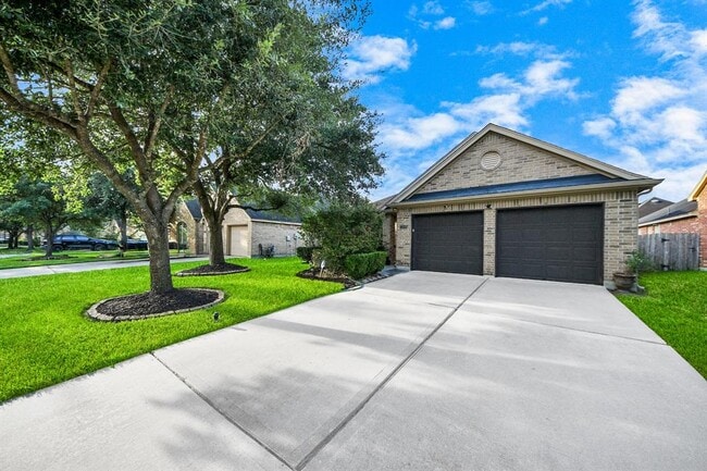 13018 Idle Water Ln in Houston, TX - Building Photo - Building Photo