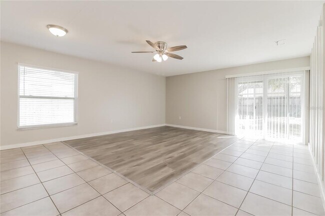6621 Voltaire Dr in Orlando, FL - Building Photo - Building Photo