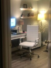 1013 9th Ave, Unit 1013 9th Avenue in Oakland, CA - Building Photo - Building Photo