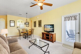 2307 Silver Palm Dr in Kissimmee, FL - Building Photo - Building Photo