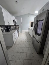 121 Mary's Dr in Woodbine, GA - Building Photo - Building Photo