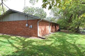 610 E Peoria Ave in Mcalester, OK - Building Photo - Building Photo