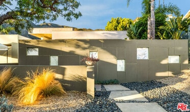 18105 Sandy Cape Dr in Malibu, CA - Building Photo - Building Photo