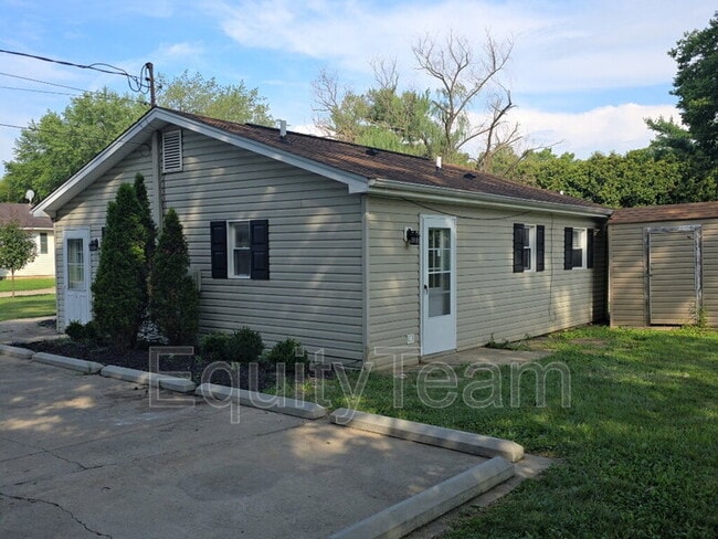 property at 4160 Hamilton Trenton Rd