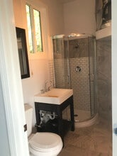 4284 Maybelle Ave in Oakland, CA - Building Photo - Building Photo