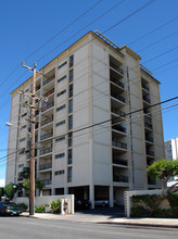 H&M Apartments in Honolulu, HI - Building Photo - Building Photo