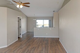 1117 Peregrine St in Groveland, FL - Building Photo - Building Photo