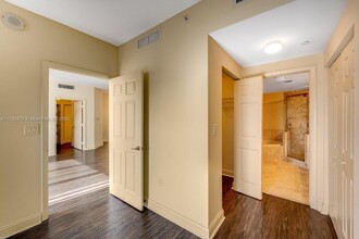 510 NW 84th Ave in Plantation, FL - Building Photo - Building Photo