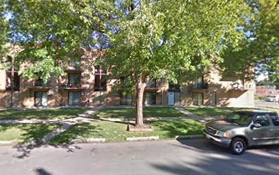 4941 Columbus Dr in Oak Lawn, IL - Building Photo