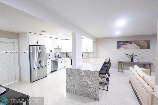 461 SE 1st Ave in Pompano Beach, FL - Building Photo - Building Photo
