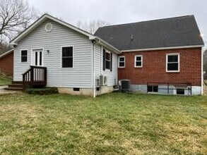 594 Dans Rd in Boones Mill, VA - Building Photo - Building Photo