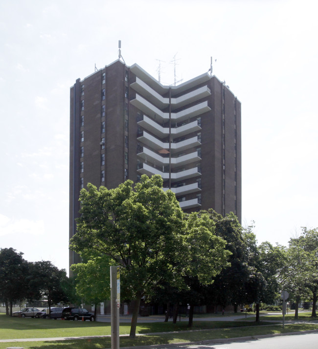 Windsor in Mississauga, ON - Building Photo - Building Photo