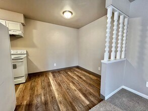 1642 Larch St in Fort Collins, CO - Building Photo - Building Photo