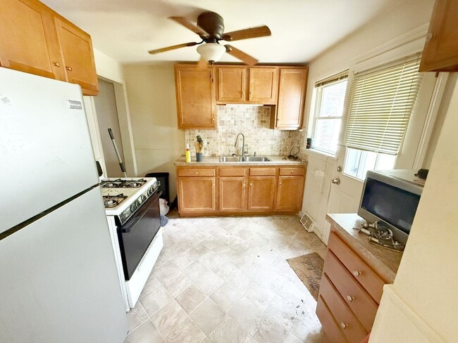 property at 4719 W 125th St