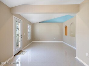 8575 105th Ct in Vero Beach, FL - Building Photo - Building Photo