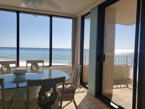 7205 Thomas Dr in Panama City Beach, FL - Foto de edificio - Building Photo