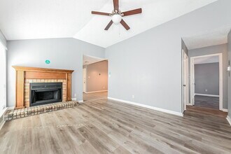 1112 Paintbrush St in Mesquite, TX - Building Photo - Building Photo