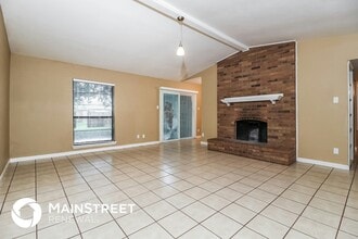 11614 Kilkirk Ln in Dallas, TX - Building Photo - Building Photo