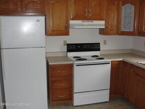 106 Laura Ln in Clarkson, KY - Building Photo - Building Photo