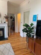 164 Pearl St, Unit 164 Pearl, A in Portland, ME - Foto de edificio - Building Photo