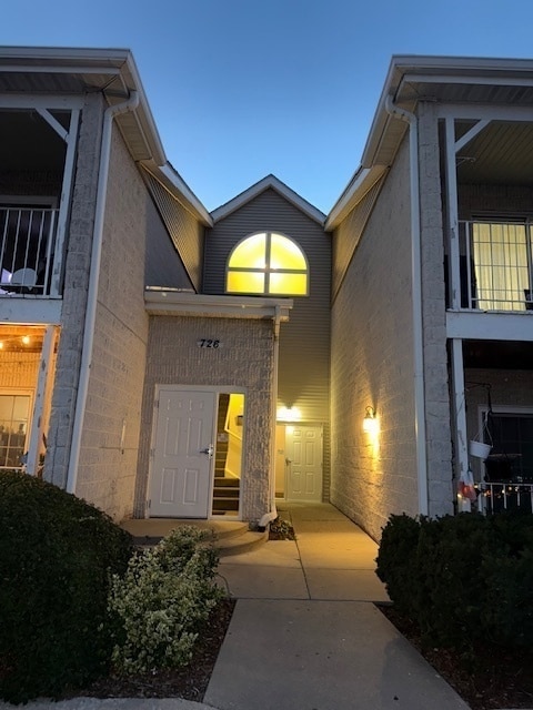 property at 726 N Gary Ave