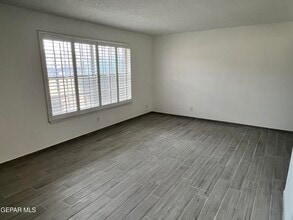232 Montego Bay Dr in El Paso, TX - Building Photo - Building Photo