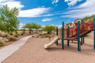 10937 E Oak Grove Pl in Tucson, AZ - Building Photo - Building Photo