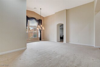 5648 Dorian Black Ave in Las Vegas, NV - Building Photo - Building Photo