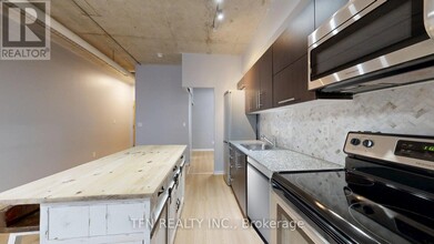 170-170 Sudbury St in Toronto, ON - Building Photo - Building Photo