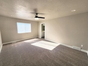 277 E 1500 N St in Harrisville, UT - Building Photo - Building Photo
