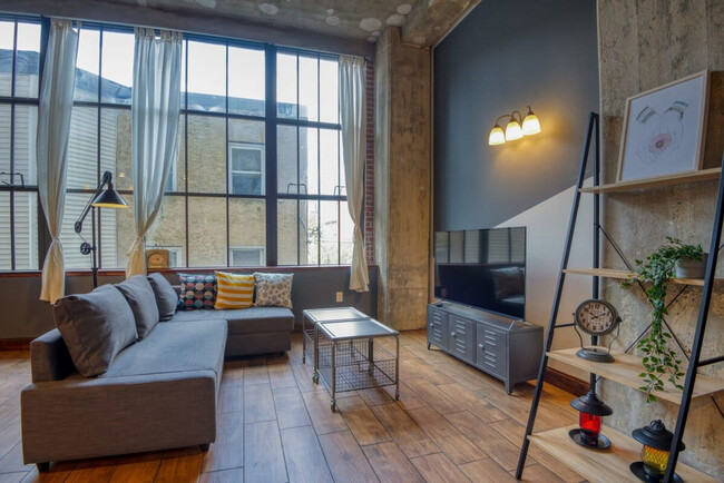 property at 525 N 11th St