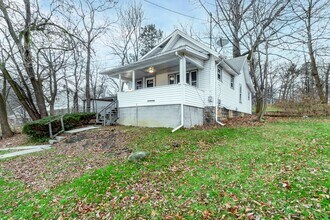 679 Euclid Ave in Akron, OH - Building Photo - Building Photo