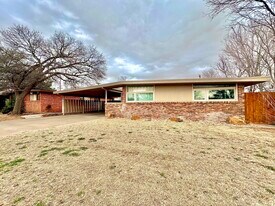 2514 47th St in Lubbock, TX - Building Photo