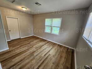 1511 N Erie St in Wichita, KS - Building Photo - Building Photo