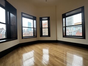 34 Gloucester St, Unit 36-4 in Boston, MA - Building Photo - Building Photo