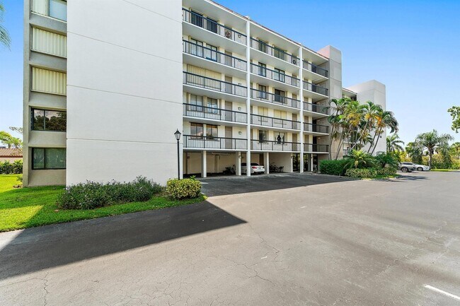property at 1605 S US Hwy 1