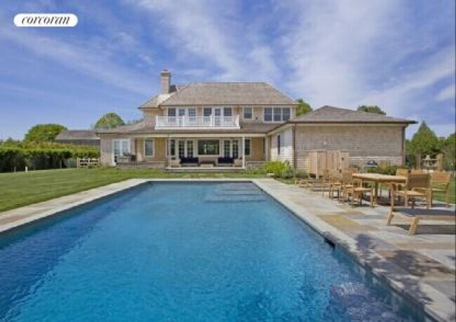 591 Parsonage Ln in Sagaponack, NY - Building Photo - Building Photo