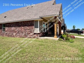 2301 Preserve Edge Dr in Edmond, OK - Building Photo - Building Photo