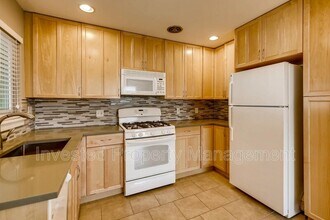 1877 S Fairfax St in Denver, CO - Building Photo - Building Photo