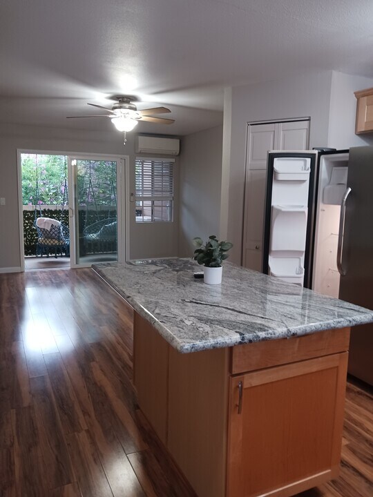 140 Uwapo Rd in Kihei, HI - Building Photo