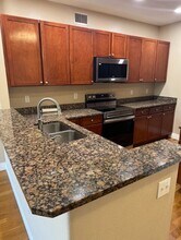 9059 E Panorama Cir in Englewood, CO - Building Photo - Building Photo